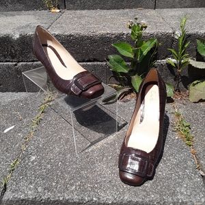 Cole haan Brown Leather Kitten Heels Size 7.5